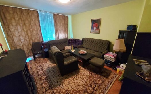 Тристаен апартамент ,в гр. Търговище, Идеален център, ПРОДАЖБА