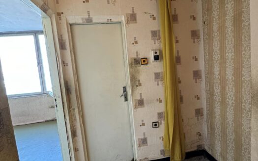 ТРИСТАЕН ТУХЛЕН АПАРТАМЕНТ в района на кв.”Вароша”в гр. Търговище ПРОДАЖБА