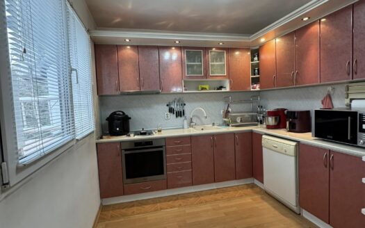 🌇 ПАНОРАМЕН МЕЗОНЕТ В СЪРЦЕТО НА ТЪРГОВИЩЕ – 180 кв.м. 🌟📍 Идеален център
